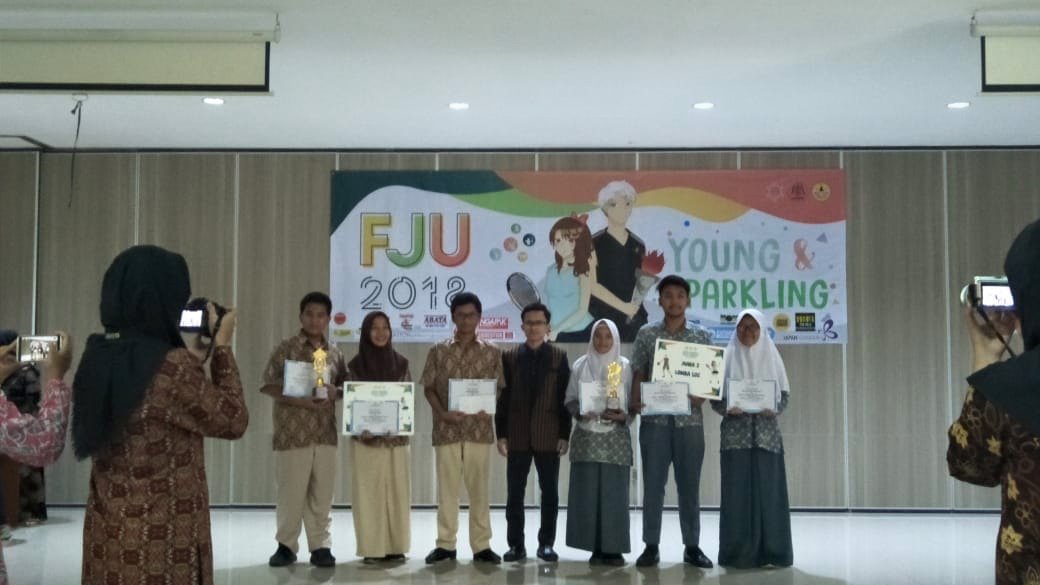 Juara II LCC Bahasa Jepang