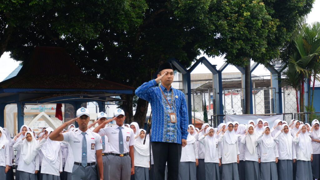 Upacara Hari Guru Nasional 